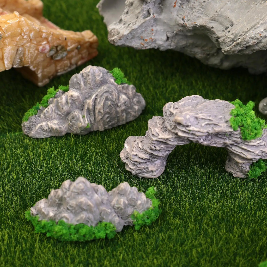 Miniature Mountain Fake Stone Resin Rockery for Fish Tank