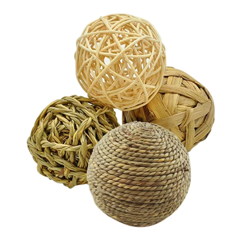 4PCS  Natural Grass Ball Chew Toy  For Rabbit Hamster Guinea Pig For Tooth Cleaning