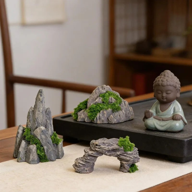 Miniature Mountain Fake Stone Resin Rockery for Fish Tank