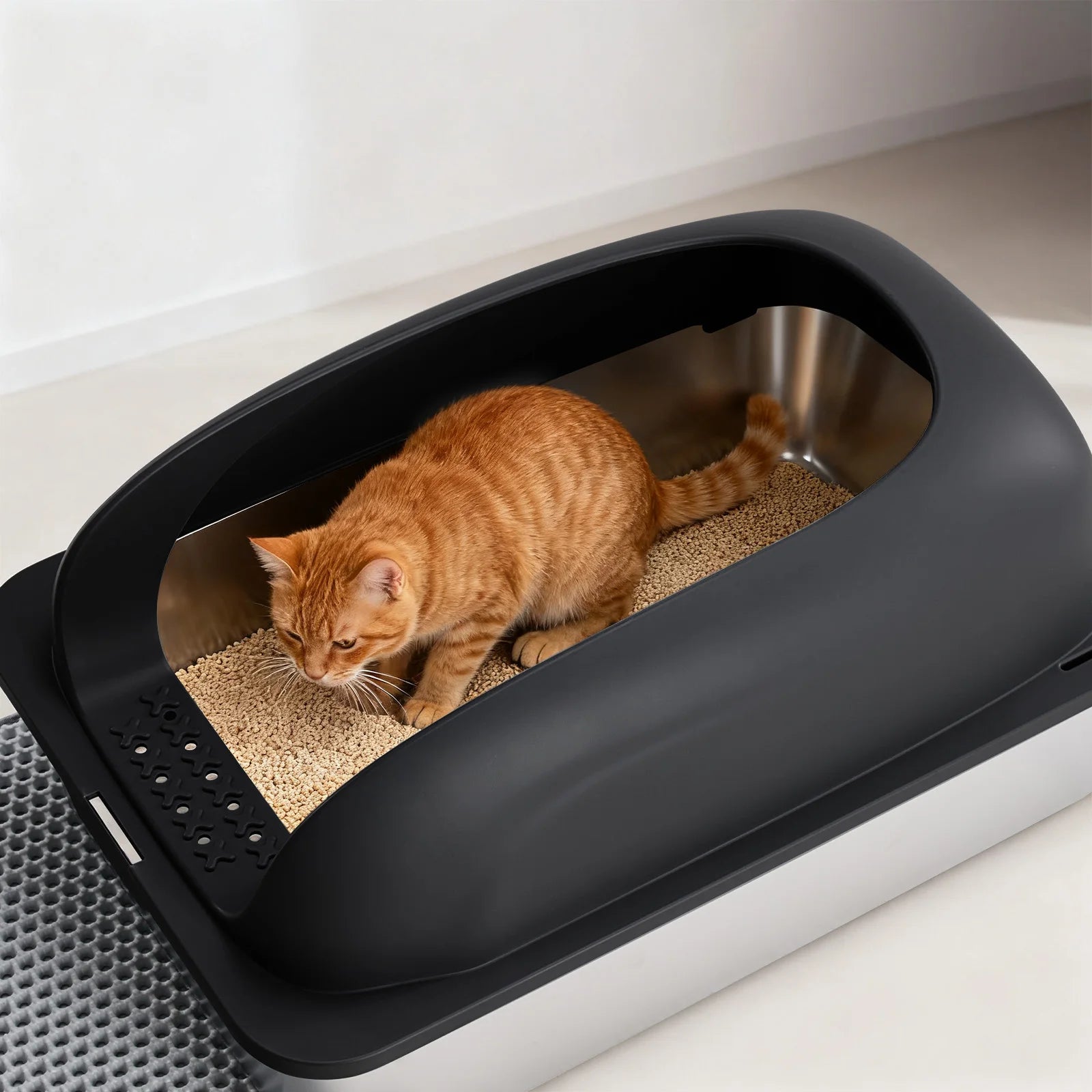 24IN Stainless Steel Cat Litter Box with Lid, Anti-Urine Leakage Scoop and Mat Included